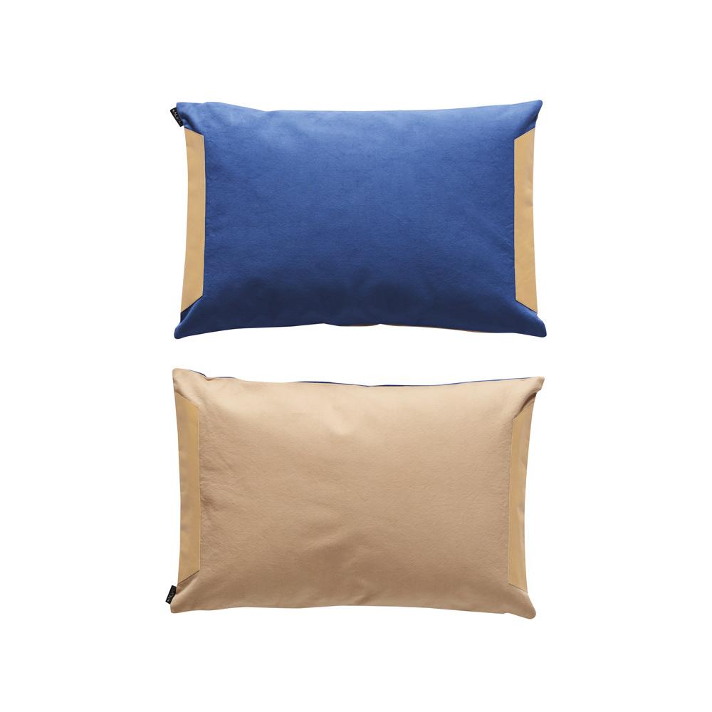 Deco Cushion in Dark Blue / Powder