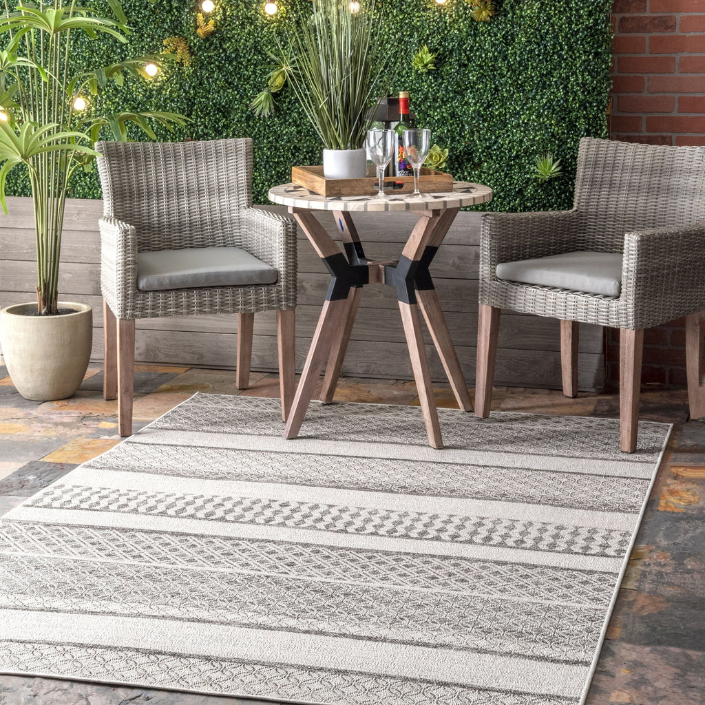 Kairi Lacy Stripes Outdoor Rug