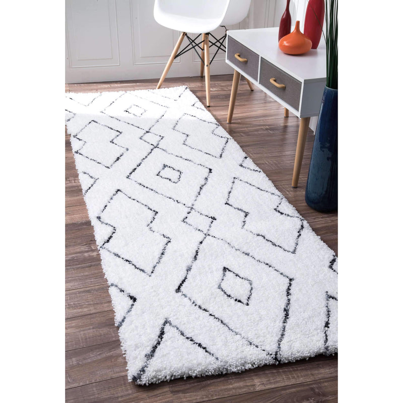 Hand Tufted Beaulah Shaggy Rug