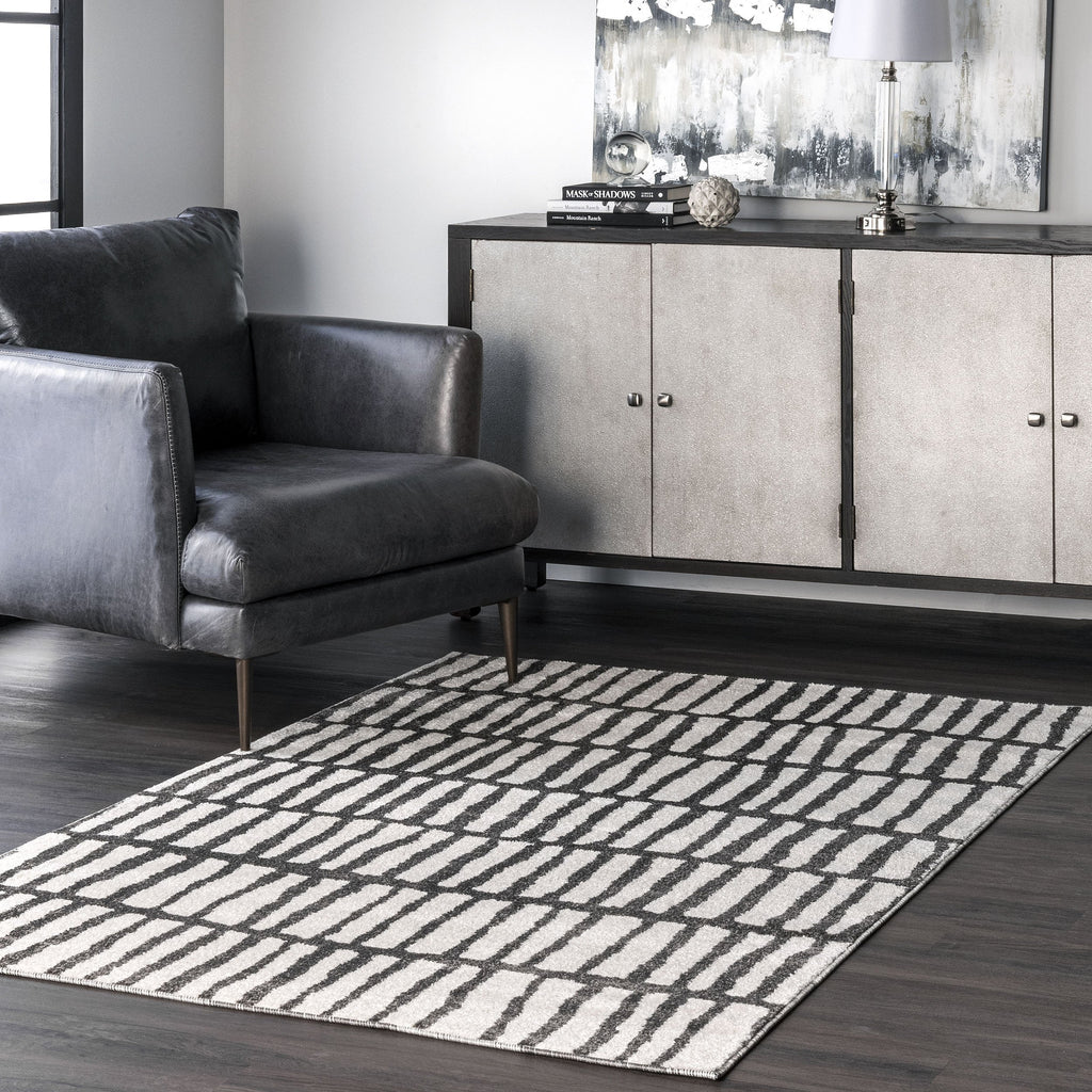 Quinn Jaggy Striped Rug