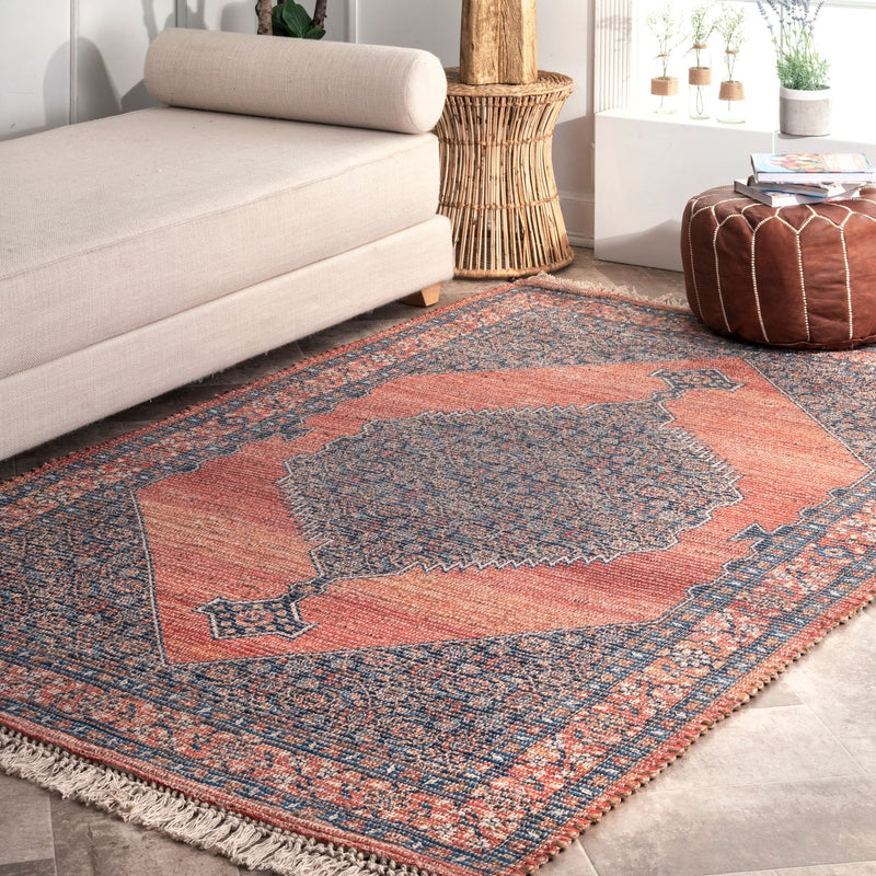 Cisco Barbed Ivied Medallion Rug