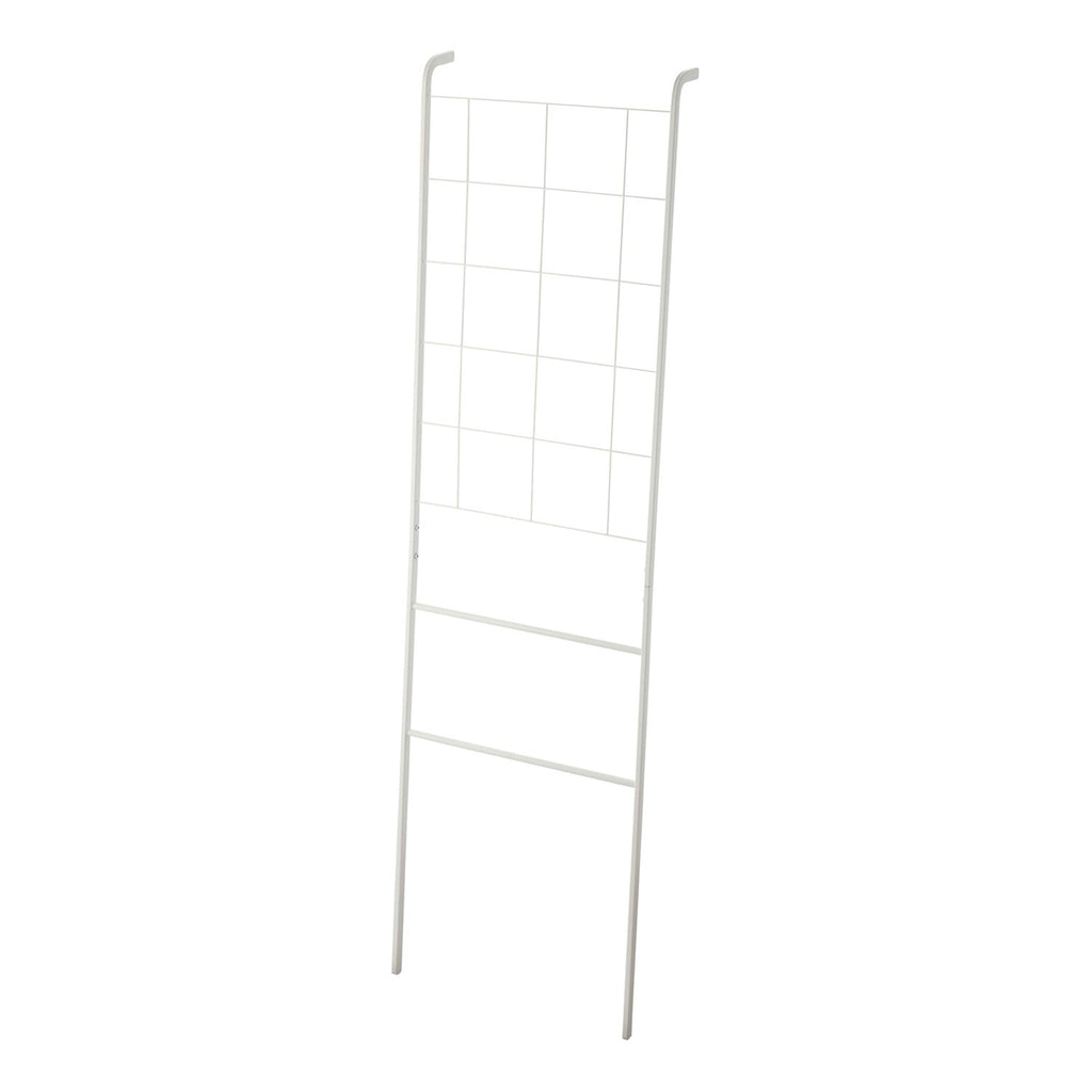 Tower Grid-Panel Leaning Ladder in Various Colors