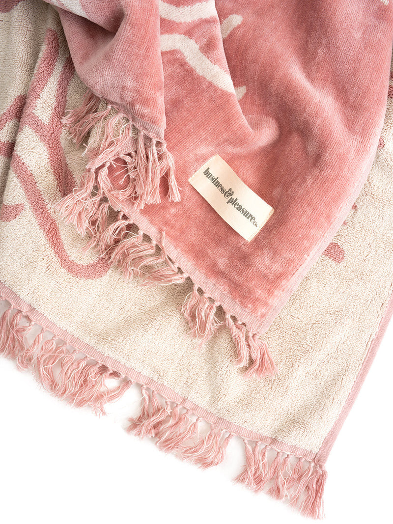 Le Basque Pink The Beach Towel