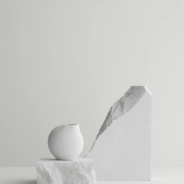 Nona White Porcelain Vase