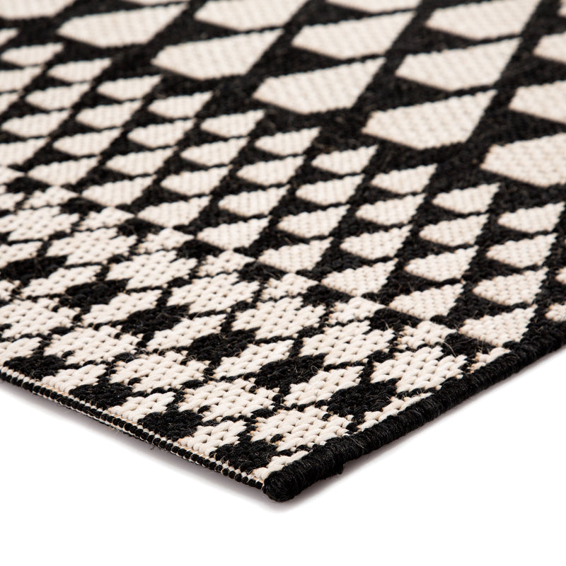 Traveller Indoor/ Outdoor Geometric Black & Ivory Area Rug