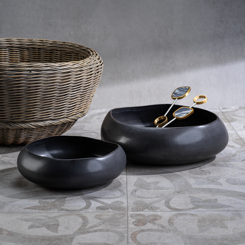 Cariari Black Volcanic Organic Shape Bowls