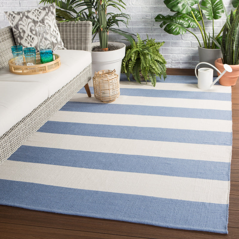 Remora Indoor/ Outdoor Stripe Blue & Ivory Area Rug