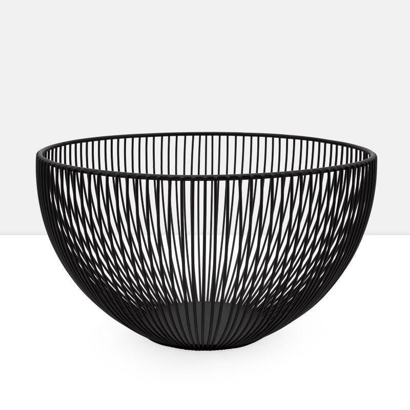 Linear Rib Black Metal Bowl