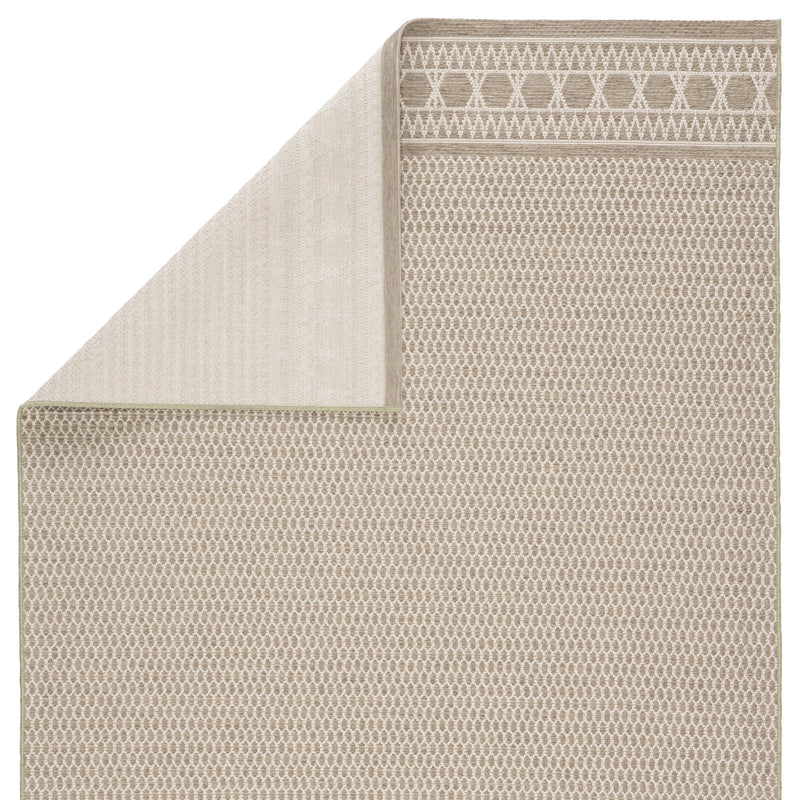 Vella Indoor/Outdoor Trellis Rug in Light Green & Cream