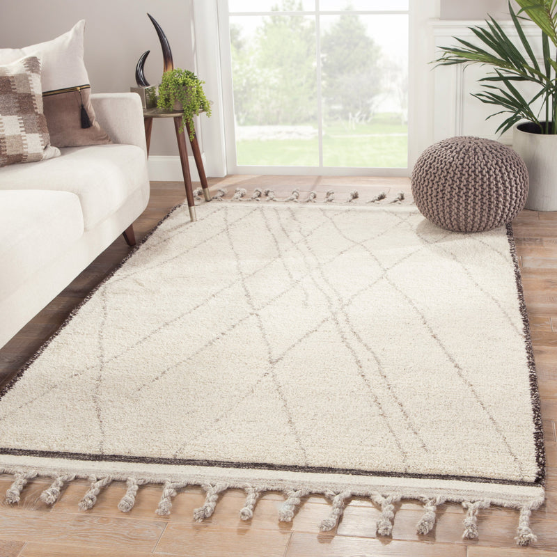 Danforth Trellis Rug in Turtledove & Pumice Stone design by Jaipur