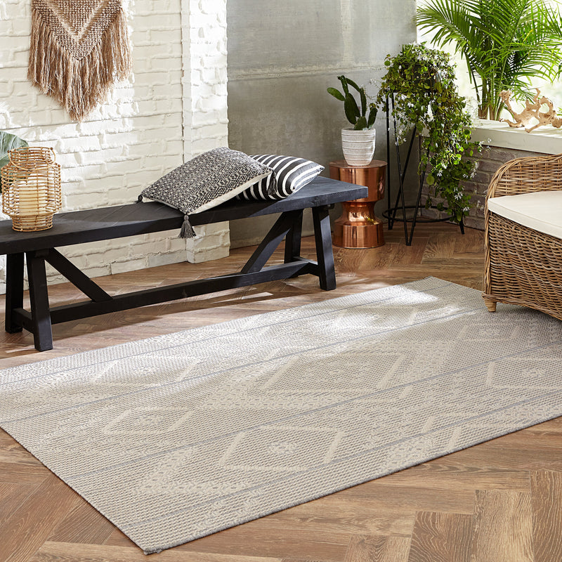 Shiloh Indoor/ Outdoor Tribal Gray & Cream Area Rug