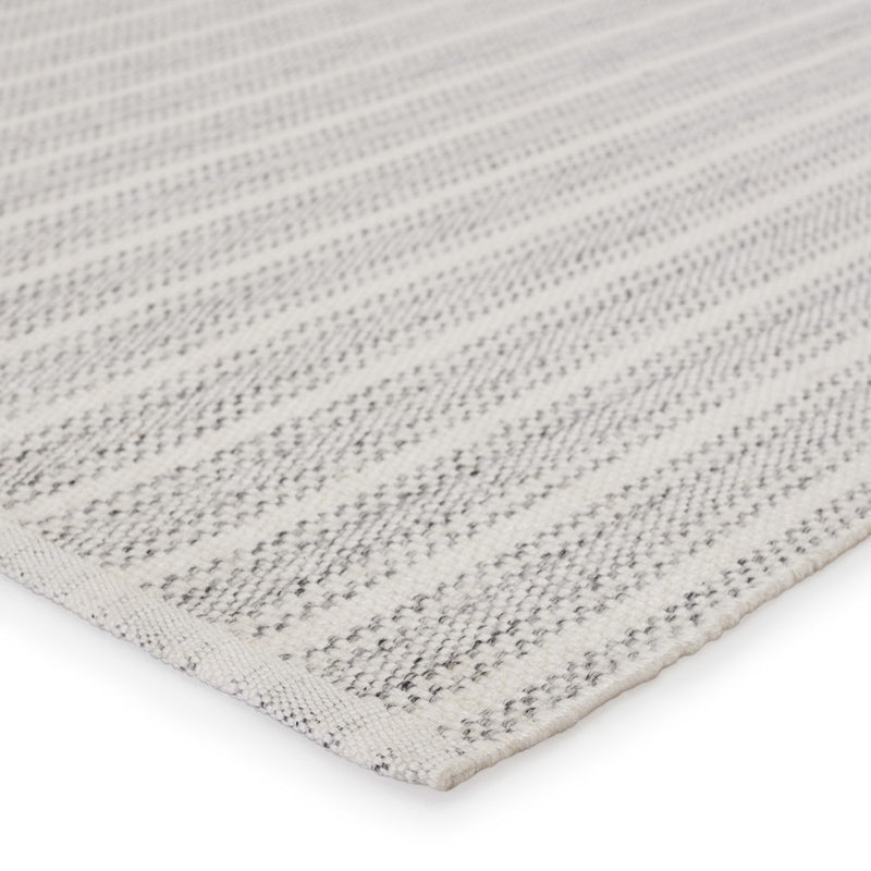 Morae Indoor/ Outdoor Elis Light Gray & Ivory Rug 2