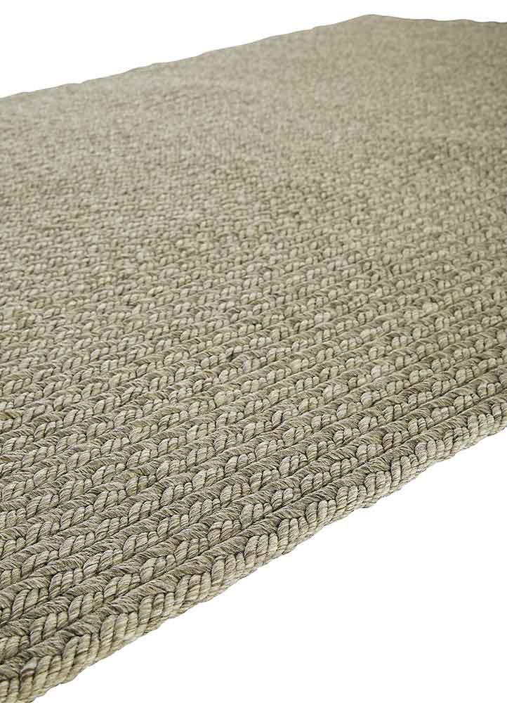 Iver Indoor/ Outdoor Solid Gray Area Rug