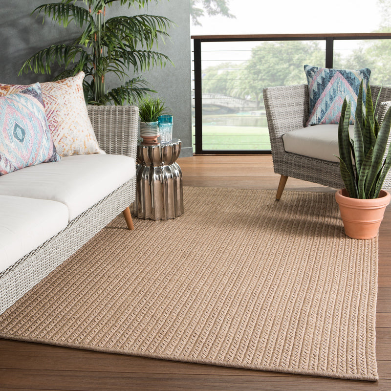 Iver Indoor/Outdoor Solid Tan Rug