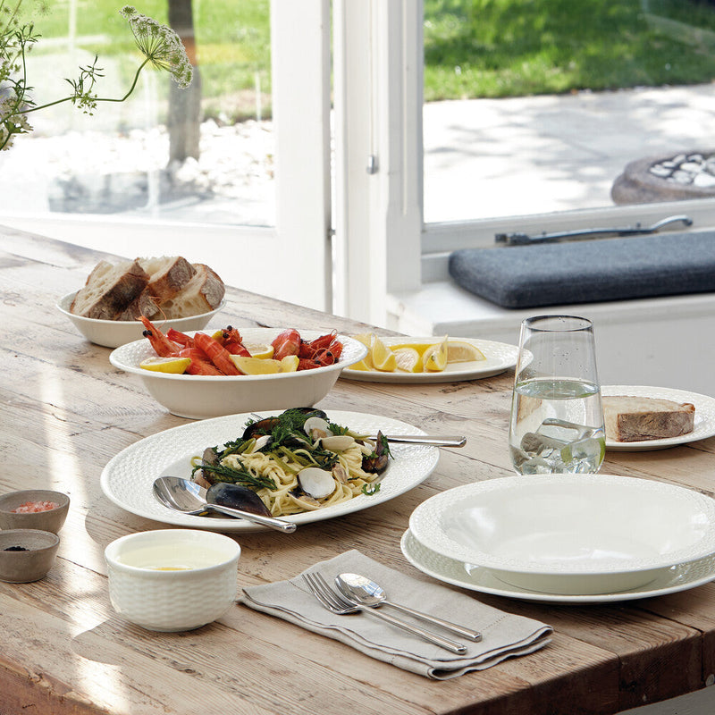 Nantucket Basket Dinnerware Collection