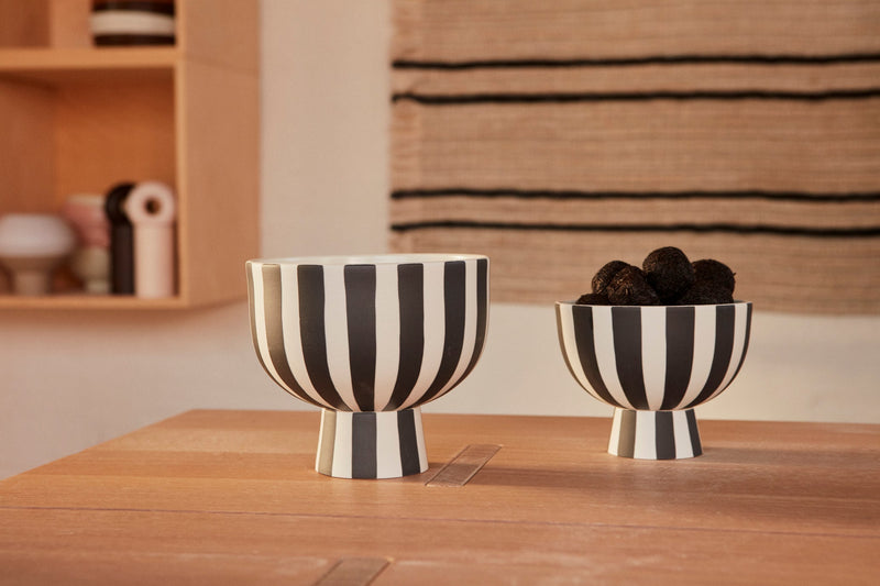 Toppu Bowl in White / Black