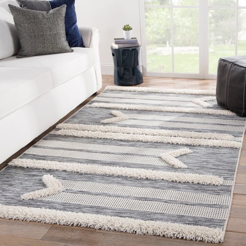 Hanai Indoor/ Outdoor Tribal Gray & Cream Area Rug