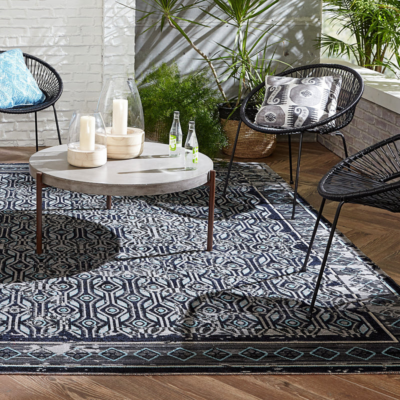 Stowe Indoor/ Outdoor Geometric Gray & Blue Area Rug