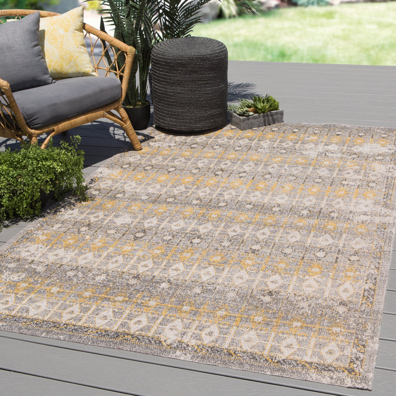 Giralda Indoor/ Outdoor Trellis Light Gray & Yellow Area Rug