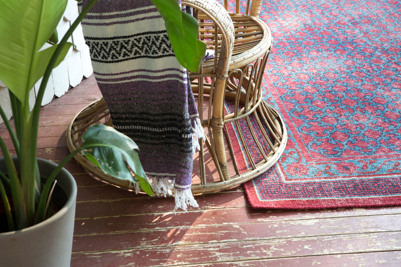 Concord Hand-Knotted Medallion Red & Blue Area Rug