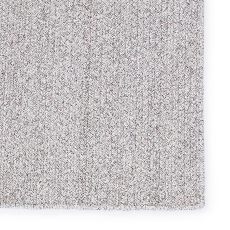 Maracay Indoor/Outdoor Solid Light Grey & White Rug