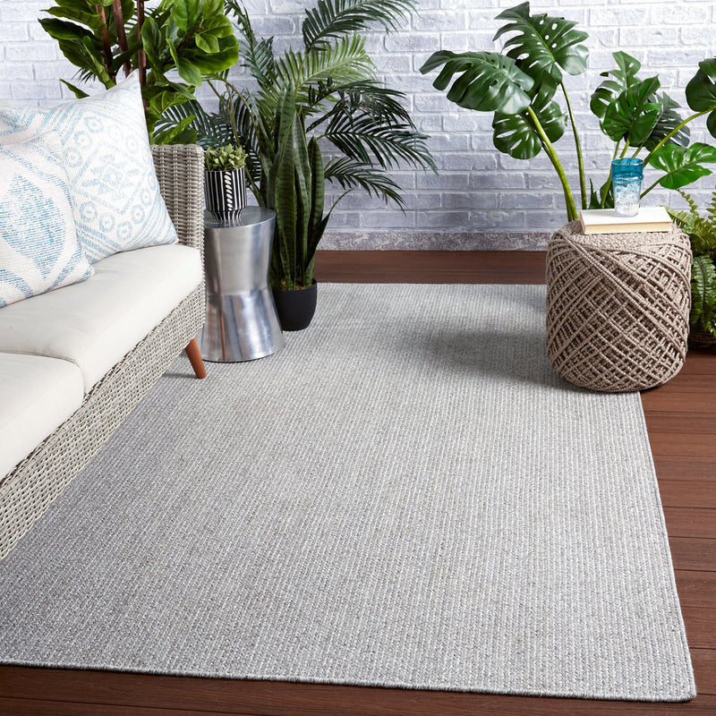 Maracay Indoor/Outdoor Solid Light Grey & White Rug