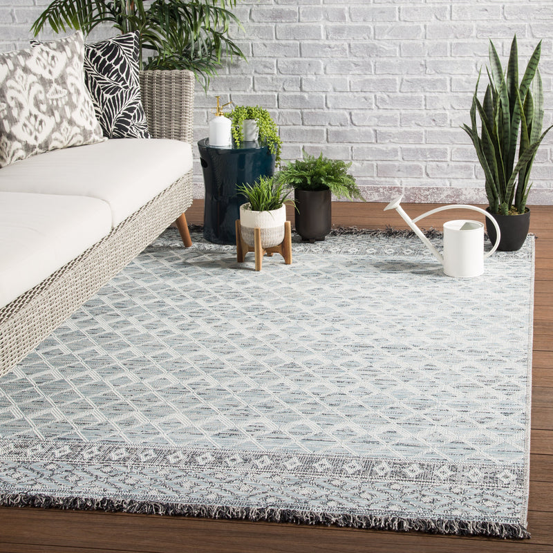 Ravi Indoor/Outdoor Border Gray & Light Blue Rug