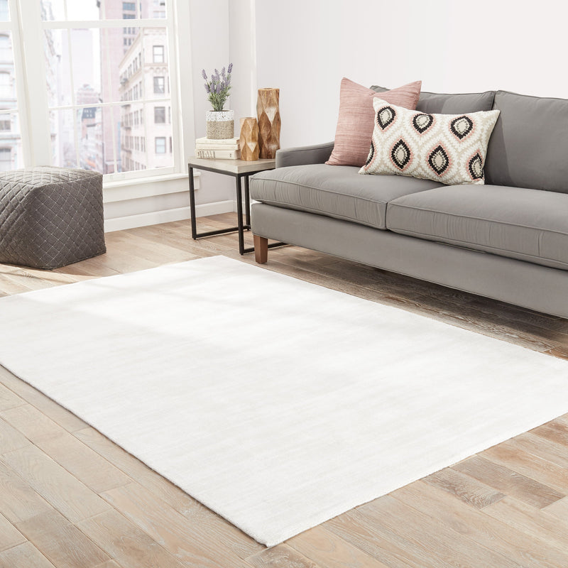 Yasmin Handmade Solid White Area Rug