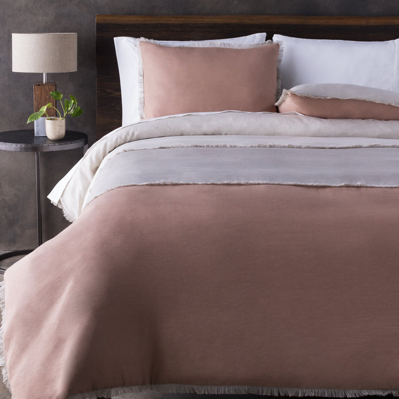 Knightley Bedding in Pale Pink