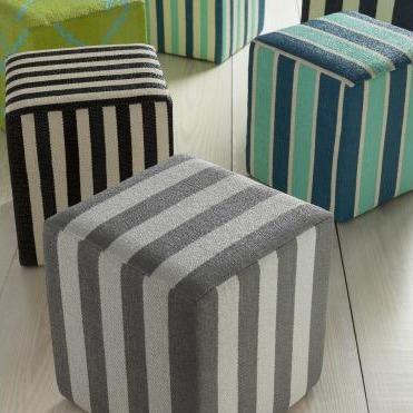 Picnic Pouf in Black & Cream