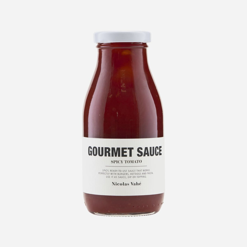 Gourmet Spicy Tomato Sauce by Nicolas Vahe