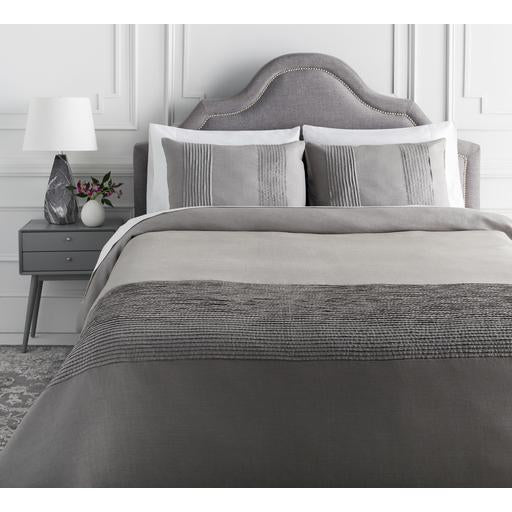 Upton Bedding in Medium Grey